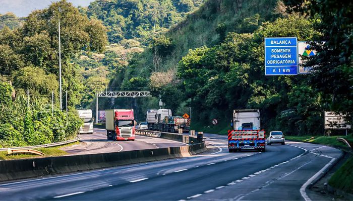  Começam a vigorar novas regras para frete no Brasil 